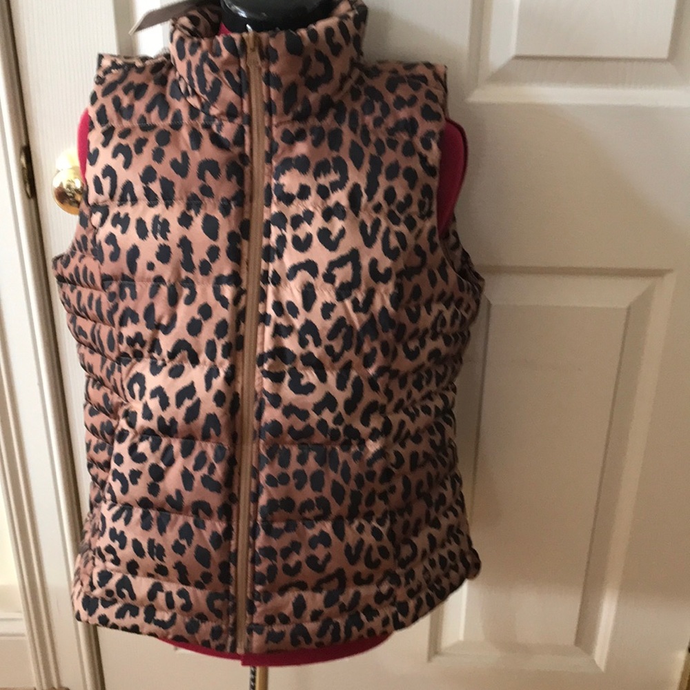 Lands End down vest MP size NWT